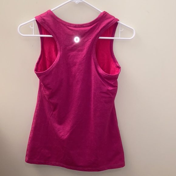 ✨ 3 for $20 ✨ Yoga top - Picture 2 of 3